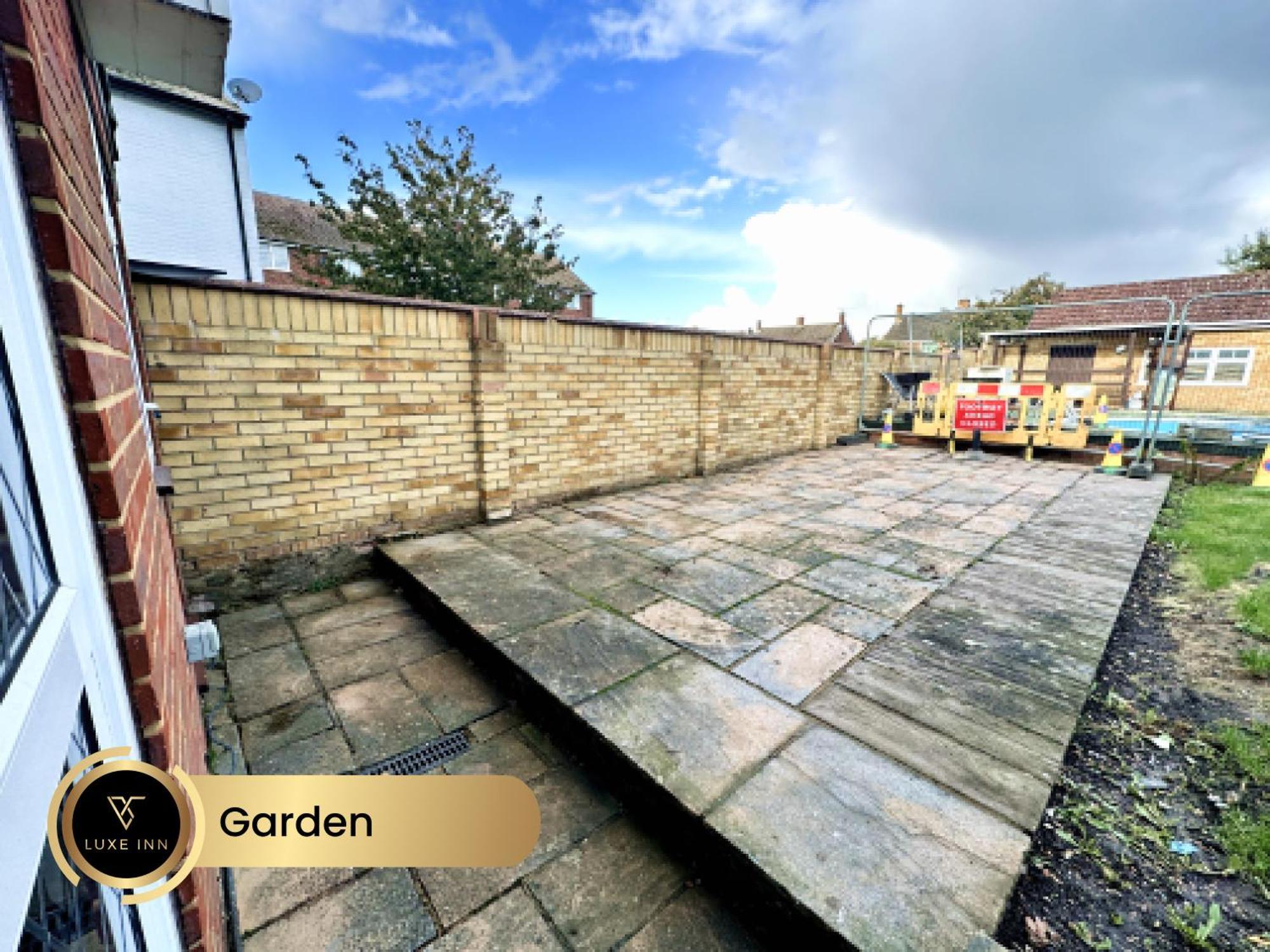 4 Bedroom House, Heathrow Airport, Luxe Inn Colnbrook Esterno foto